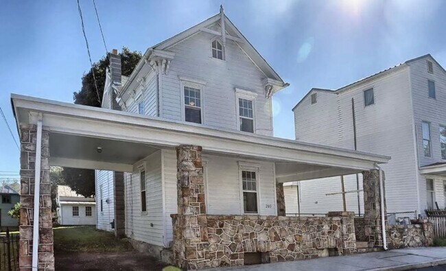Building Photo - 3 Bedroom in Mechanicsburg!