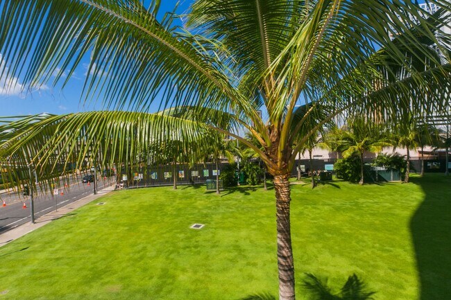 Building Photo - KOULA 2b2b1pkg Ready to Move In!