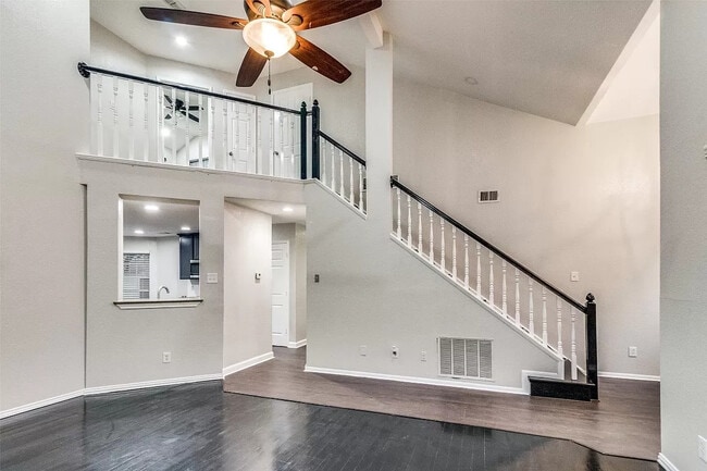 Building Photo - 2113 Spring Mills Rd