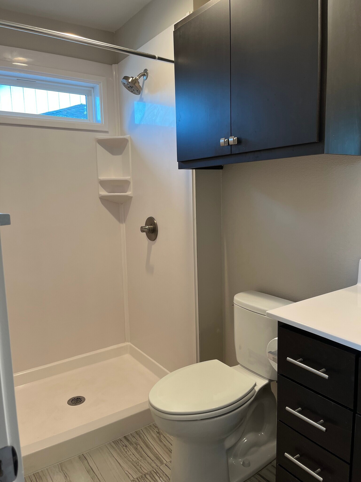 Master Bath - 10673 Brothers Ln