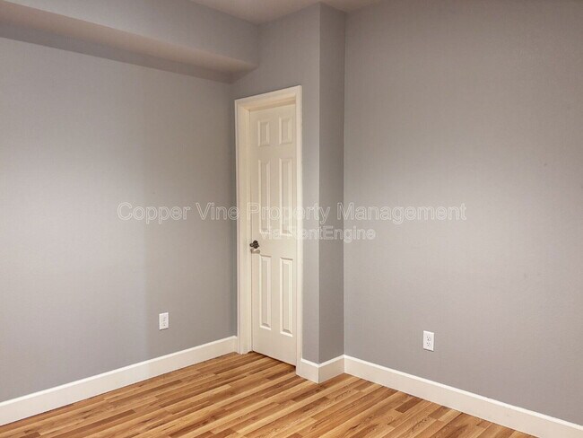 Building Photo - 16976 W 85th Ln