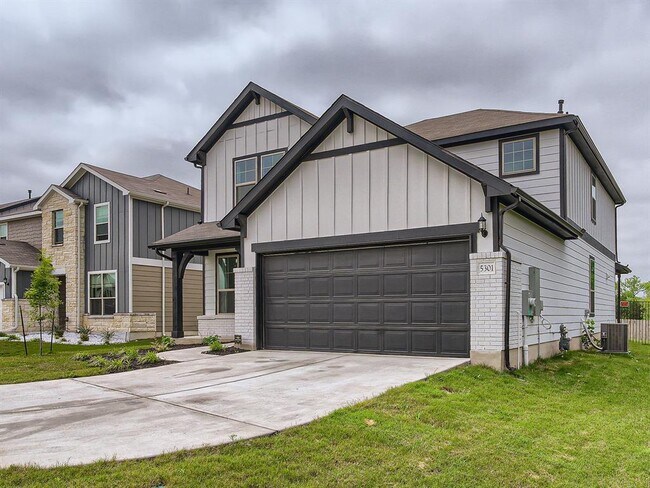 Building Photo - 5301 Hallowell Ct