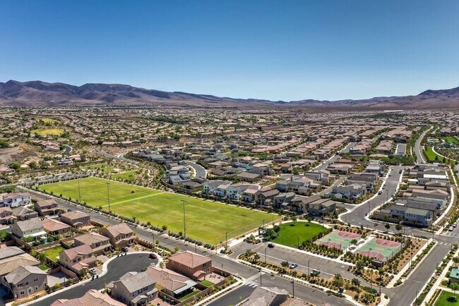 Building Photo - 3210 Brynley Ave