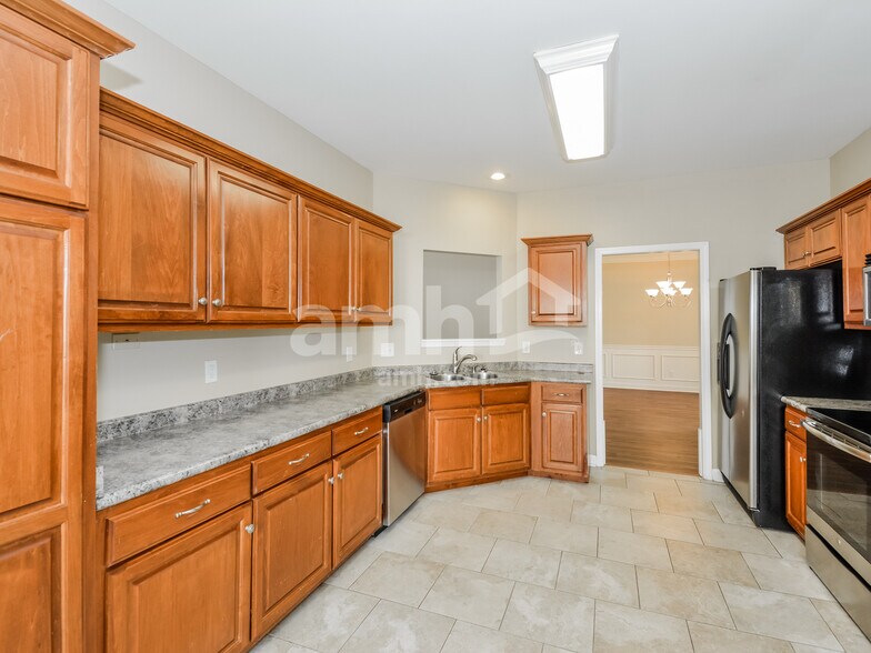 Building Photo - 1108 Tiger Woods Way