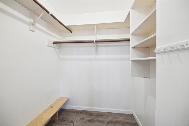 Building Photo - 5315 Sunbright Ct