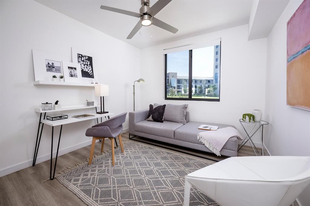 Building Photo - 5961 SW 68th St