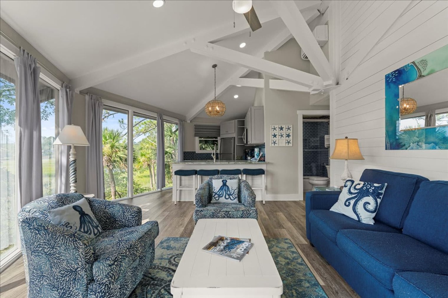 Building Photo - 2041 Deer Island Rd