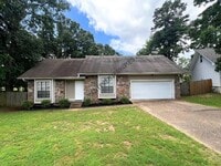 Building Photo - 17 Valley View Dr