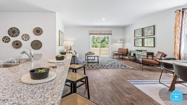 Building Photo - 2139 Monk Dr