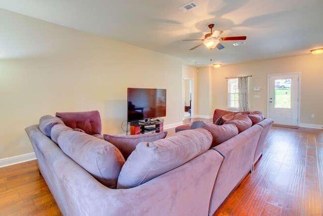 Building Photo - 3368 Wild Hare Ln