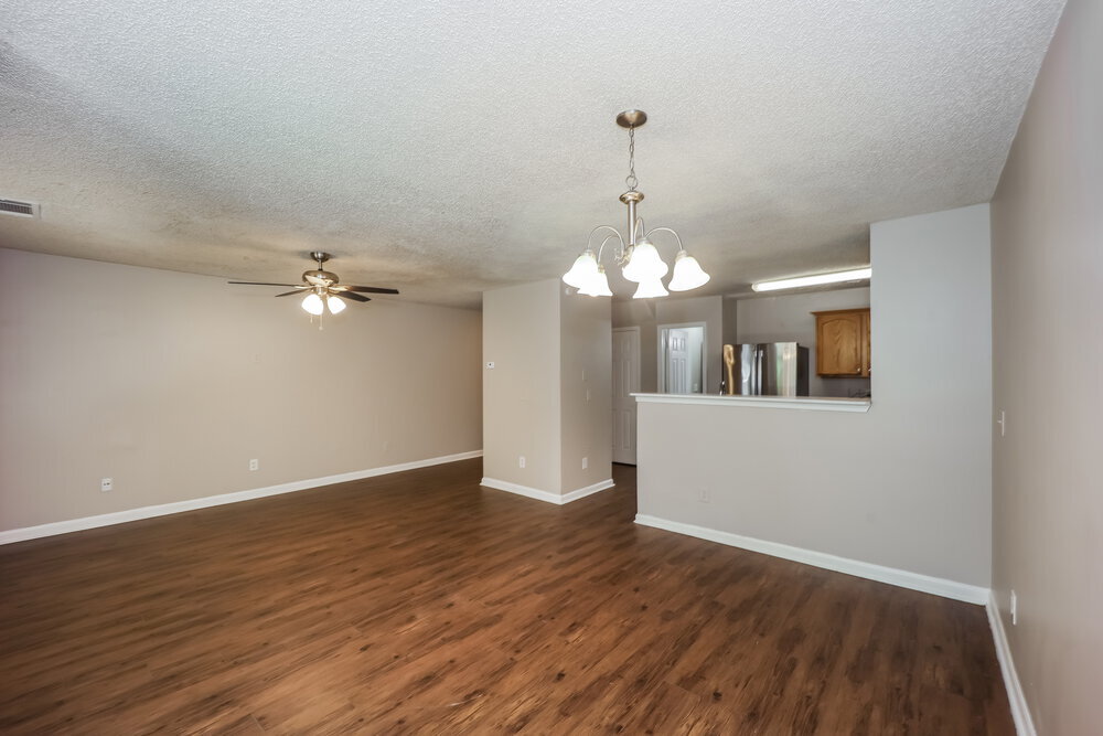 Building Photo - 1315 Maple Valley Ct