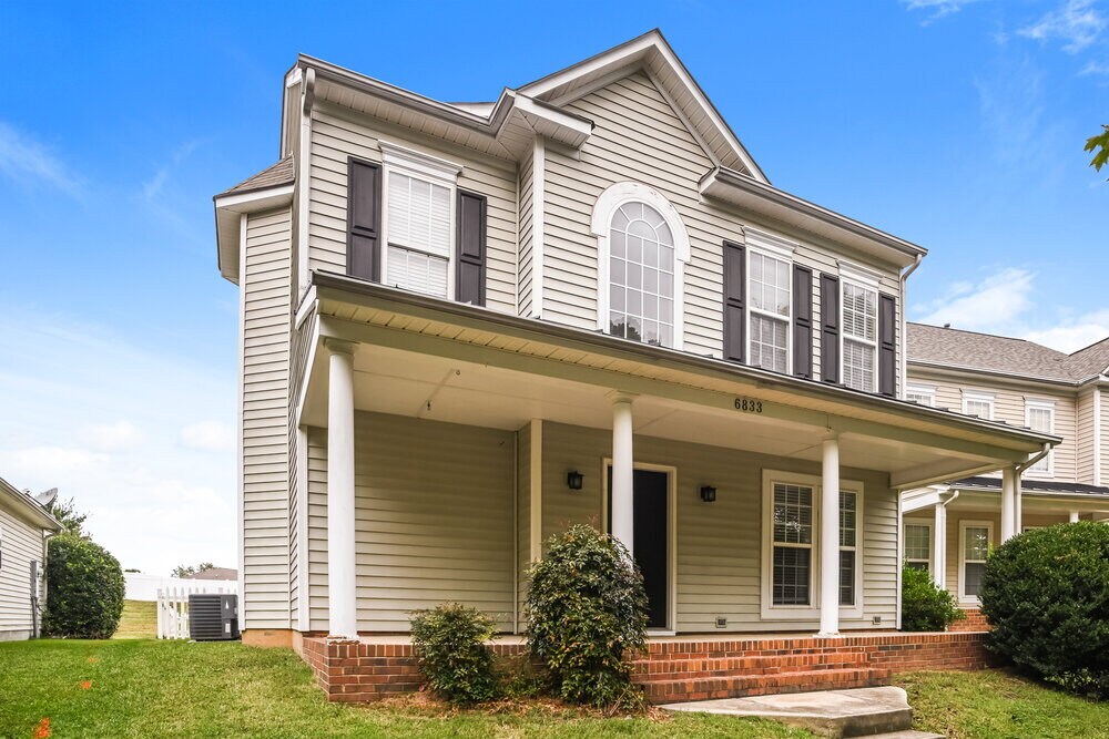 Building Photo - 6833 Tanners Creek Dr