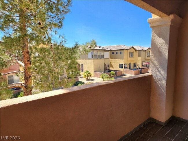 Building Photo - 3555 Meridale Dr