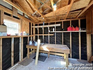 Building Photo - 6811 Karnes Leaf