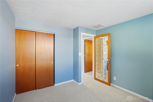 Building Photo - 1033 Georgian Dr