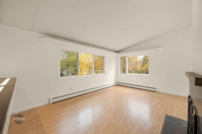 Building Photo - 4BD/2BA Anchorage Home – New Carpet, Fenced Yard, Near JBER