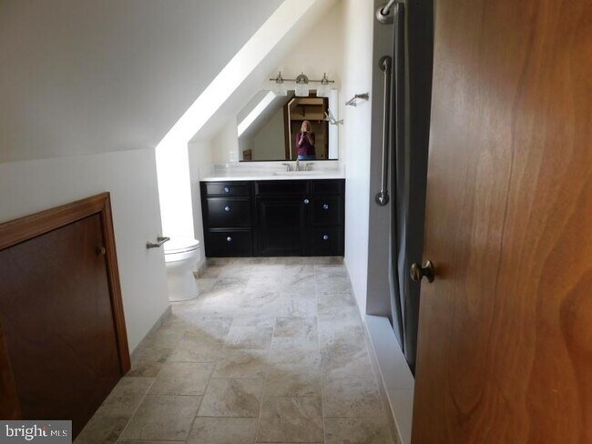 Building Photo - 13886 Berlin Turnpike