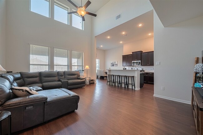 Building Photo - 308 Morning Dove Trl