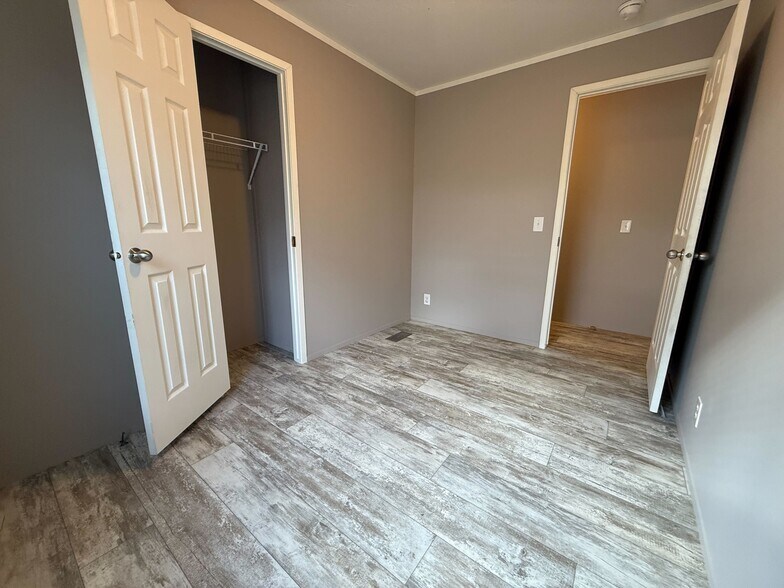 Building Photo - 11786 Cascade Cir