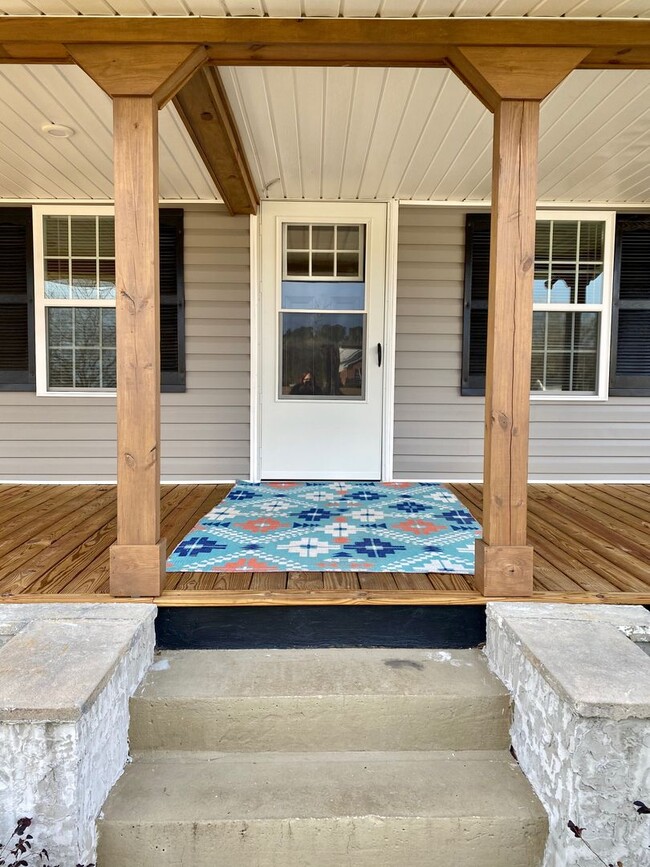 Building Photo - Amazing property! Dreamy wraparound porch! Immaculate & Completely Updated! 3 Bedrooms/2 Baths!