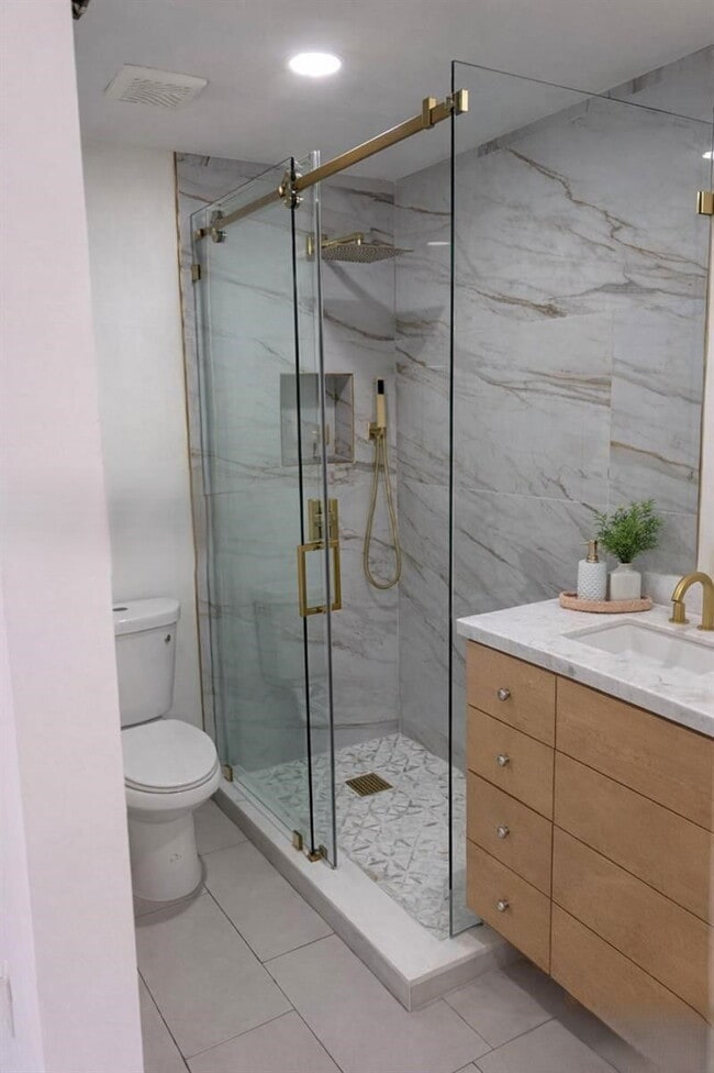 Building Photo - 6681 SW 71st Ct