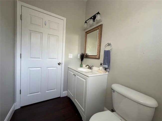Building Photo - 10327 Goldenbrook Way