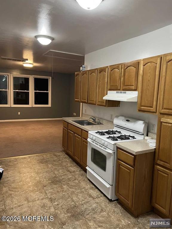 Building Photo - 154 Maple Ave