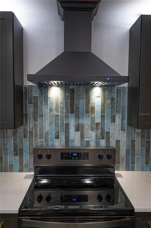 Building Photo - 1097 Eden Isle Blvd NE