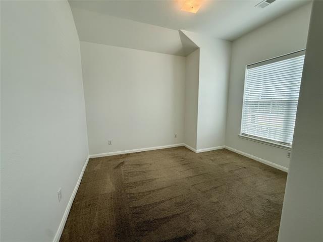 Building Photo - 205 Oriole Dr