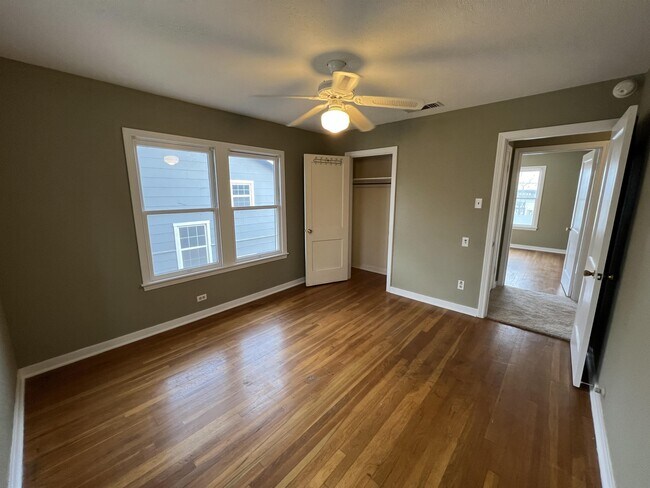 Building Photo - 430 Bryn Mawr Dr