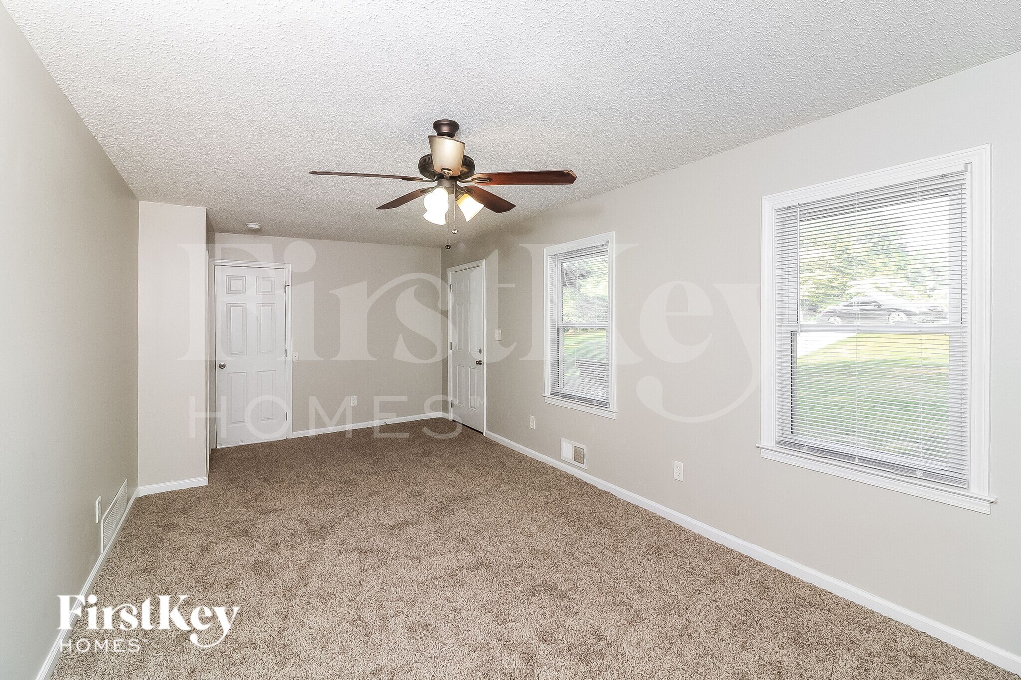 Building Photo - 4007 Wells Cir