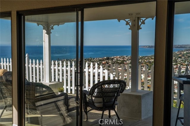 Building Photo - 307 E Avenida Cordoba