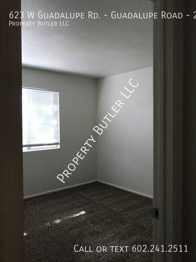 Building Photo - 623 W Guadalupe Rd