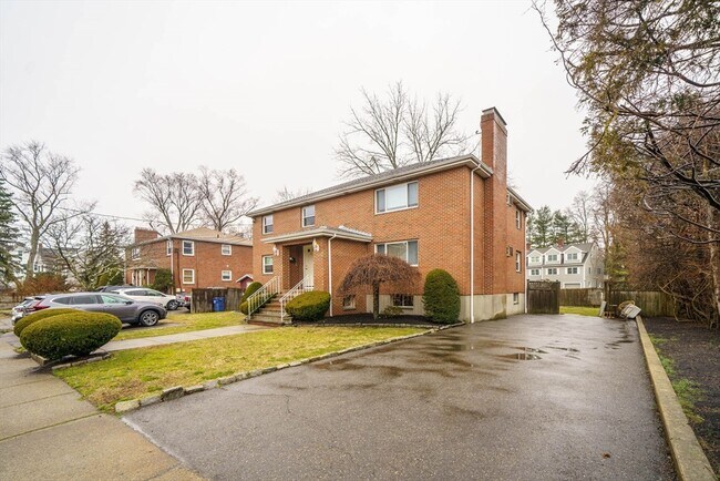 Building Photo - 19 Ashmont Ave
