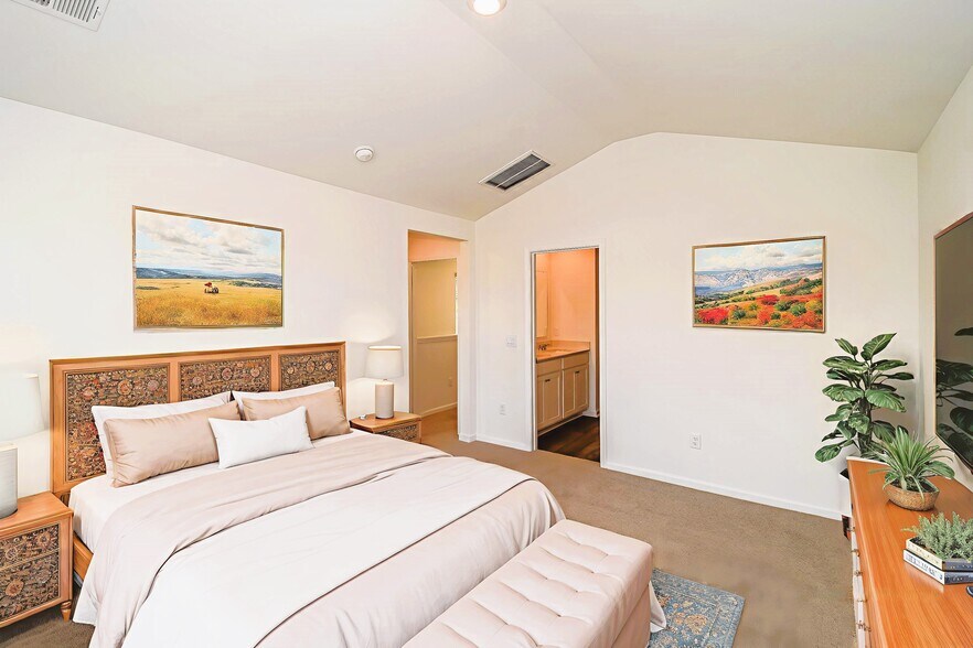 Building Photo - 106 Striker Rd