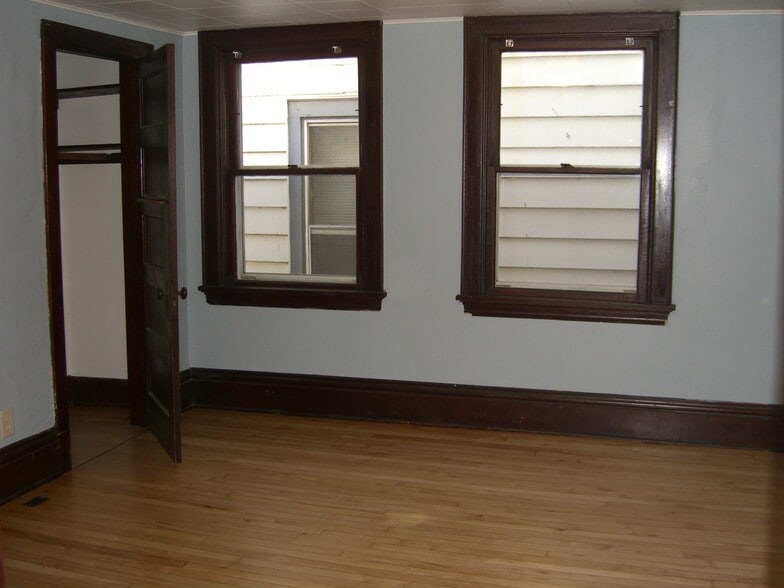 Bedroom 1 - 945 E Johnson St