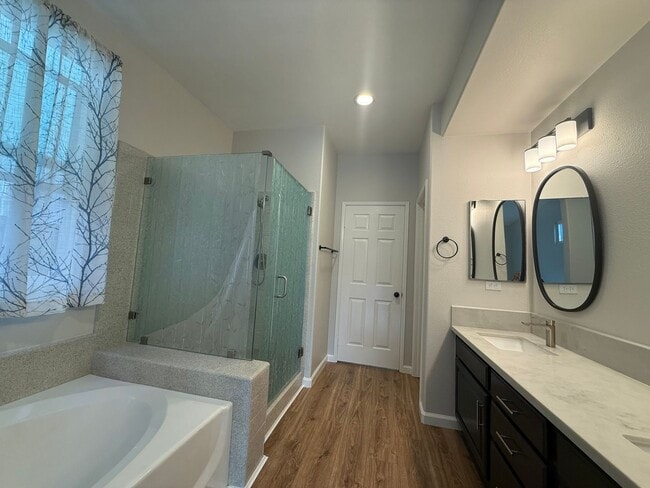 Building Photo - Stunning Home for Rent in Murrieta