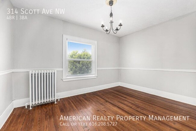 Building Photo - 314 Scott Ave NW