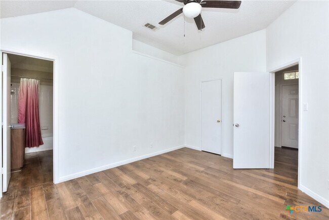 Building Photo - 2603 Remington Dr