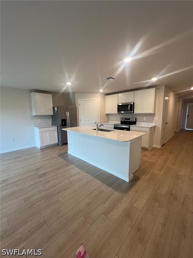 Building Photo - 532 Ilaria Ct