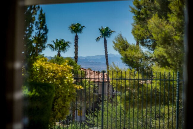 Private resort style living with mountain views from your private pool and spa. - 2850 Bronzino Ct