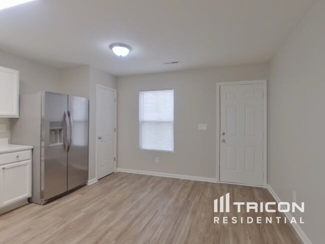 Building Photo - 3029 Decapolis Dr