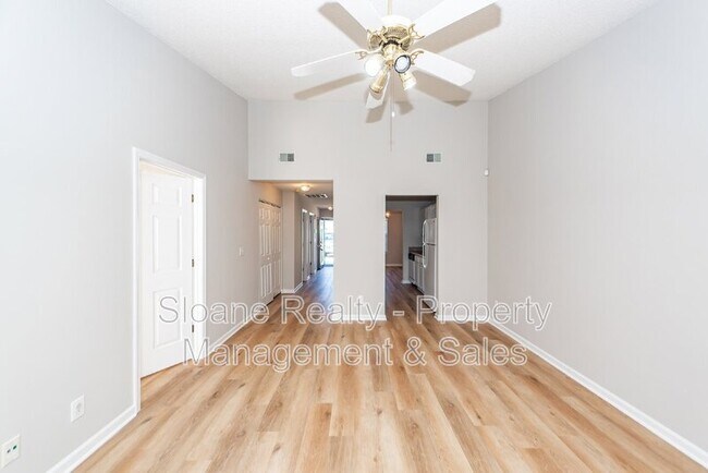 Building Photo - 1322 Pinnacle Ln