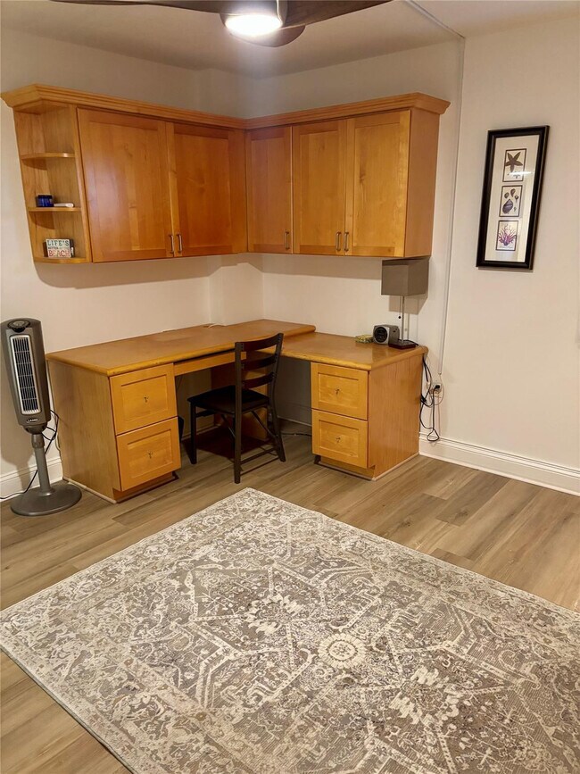 Building Photo - 10980 S Ocean Dr