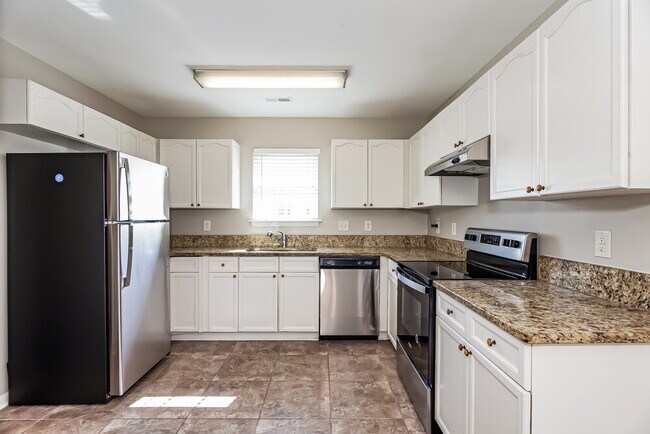 Building Photo - 1315 Braveheart Ln