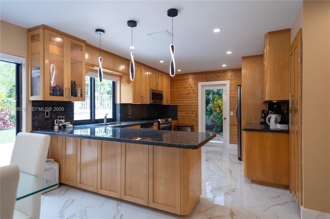 Building Photo - 13565 SW 116th Terrace