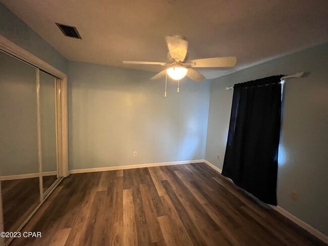 Building Photo - 321 Hibiscus Dr