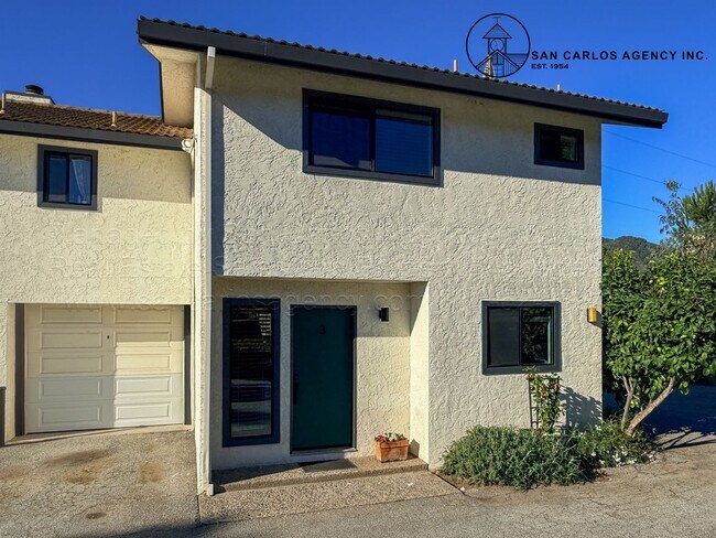 Building Photo - LESLA (I/O)