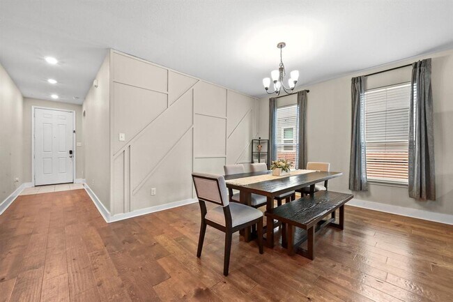 Building Photo - 291 Jarbridge Dr