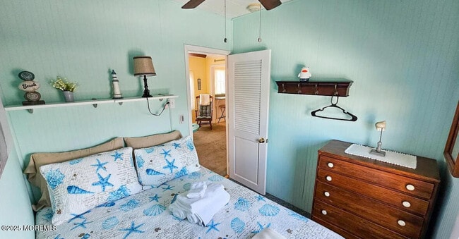 Building Photo - 1022 S Green St